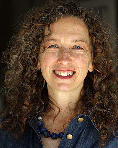 Ania Szado